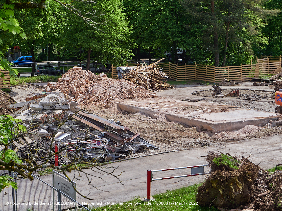 17.05.2022 - Baustelle am Haus für Kinder in Neuperlach